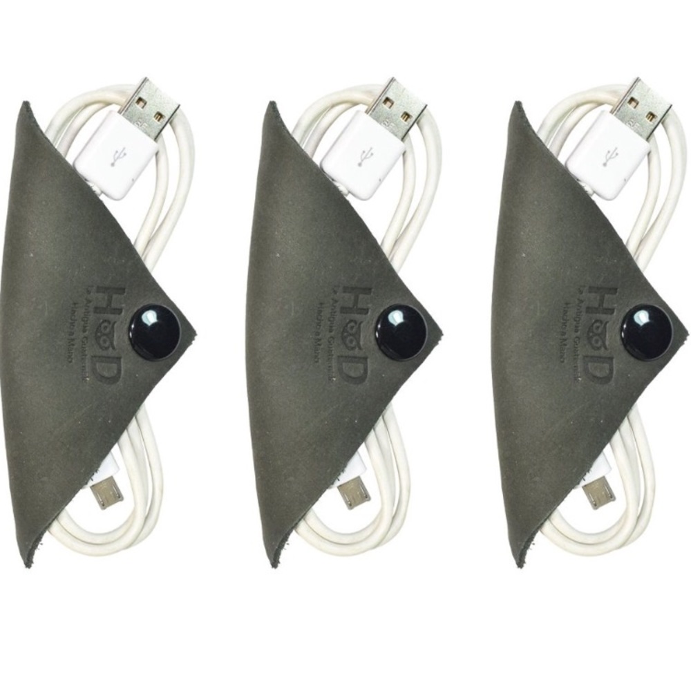 2 leather chord keepers